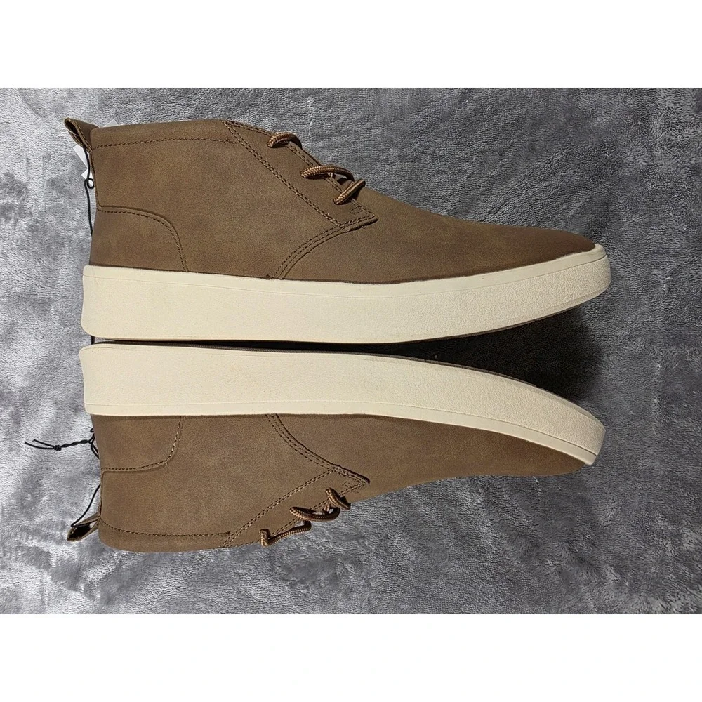IZOD Men's Size 8 PALMER Chukka Boot BROWN‎ NIB